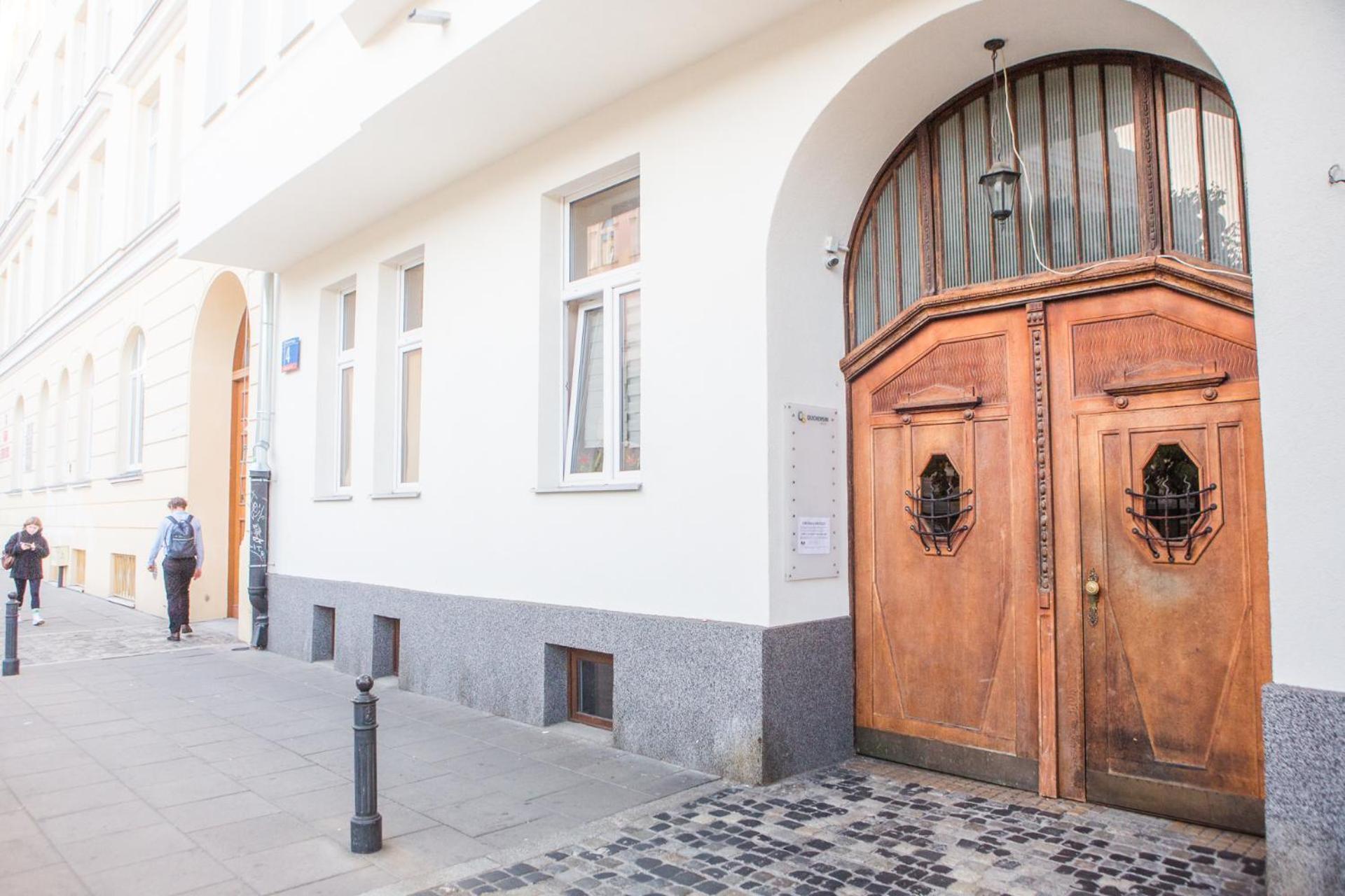 Oomph Vintage 2Br Gem Steps From Politechnika Apartamento Varsóvia Exterior foto